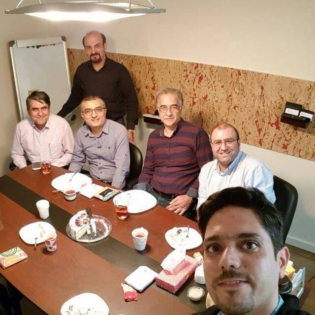 عکسی از اعضای شرکت فناوران مادون قرمز