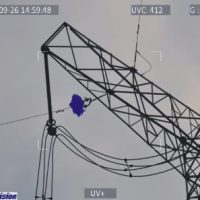 تشخیص پدیده تخلیه جزئی (کرونا) در دکل و خطوط انتقال برق با دوربین فرابنفش.